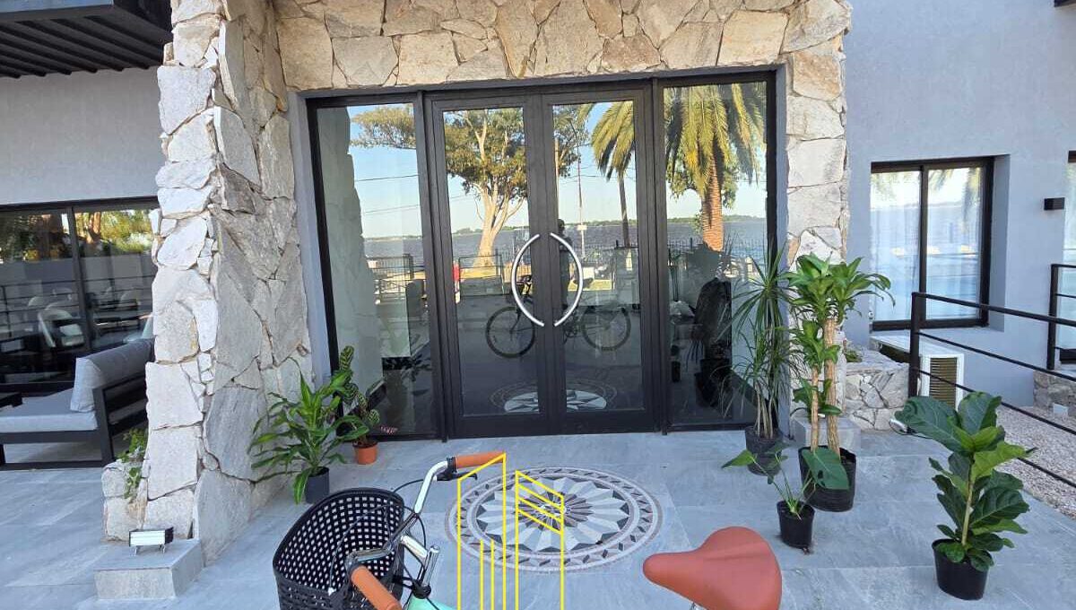 WhatsApp Image 2026-01-12 at 11.44.58 (1)